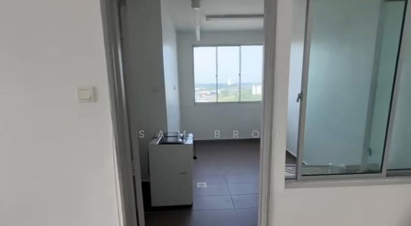 Apartment for Sale at East Bay (Seri Bayan) - Sam Bro - Kitchen - PropertyGuru.com.my