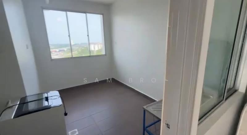 Apartment for Sale at East Bay (Seri Bayan) - Sam Bro - Interior - PropertyGuru.com.my