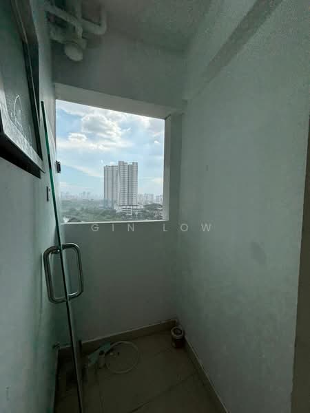 Service Residence for Rent at Tiara Mutiara / The Crown - Gin Low - View - PropertyGuru.com.my
