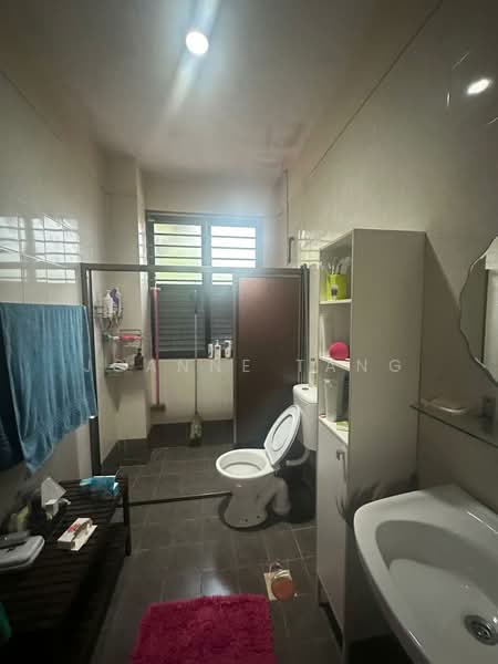Rumah Teres untuk Dijual di Alam Damai (Cheras) - Joanne Tang - Bathroom - PropertyGuru.com.my