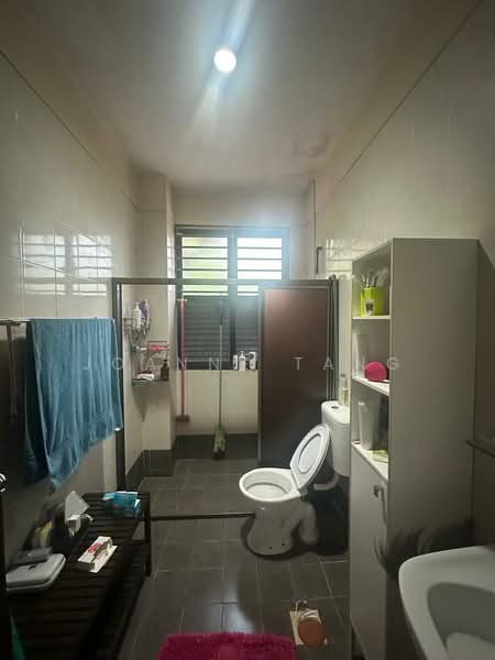 Rumah Teres untuk Dijual di Alam Damai (Cheras) - Joanne Tang - Bathroom - PropertyGuru.com.my