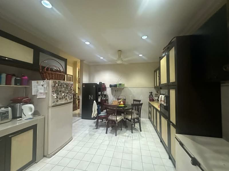 Rumah Teres untuk Dijual di Alam Damai (Cheras) - Joanne Tang - Kitchen - PropertyGuru.com.my