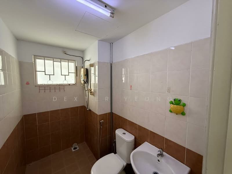 Kondominium untuk Dijual di Pearl Avenue - Dexter Yeong - Bathroom - PropertyGuru.com.my