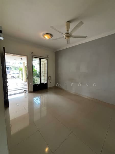 Rumah Teres 2 Tingkat untuk Disewa di Bandar Kinrara (Selangor) - Steve Cheong - Living Room - PropertyGuru.com.my
