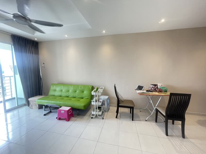 Kondominium untuk Dijual di Mahsuri Square - Mindy Cheah - Living Room - PropertyGuru.com.my