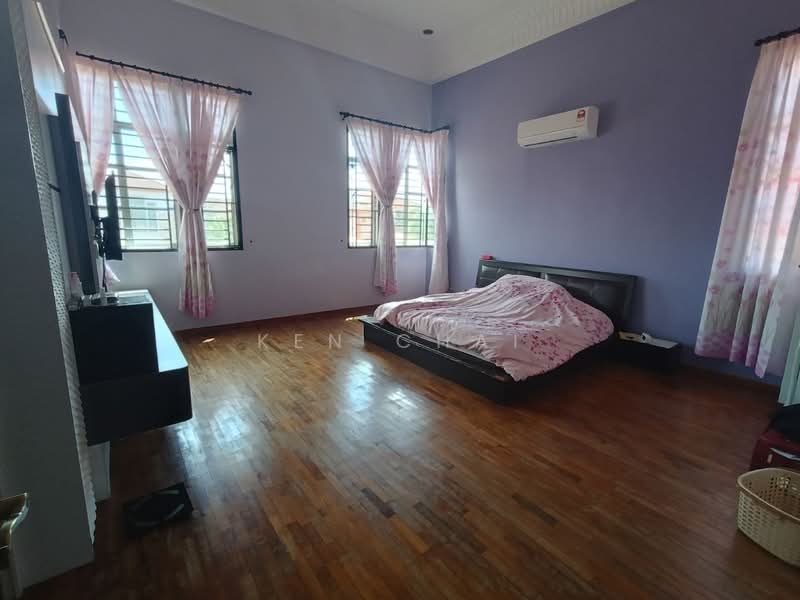 Rumah Berkembar untuk Dijual di Ulu Tiram (Johor) - Ken Chai - PropertyGuru.com.my