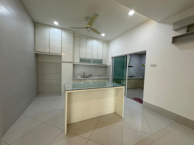 Semi-Detached House for Sale in Cheras (Kuala Lumpur) - Ryan Lim - Dry Kitchen - PropertyGuru.com.my