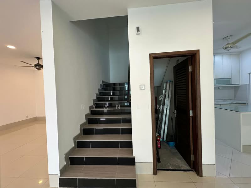 Semi-Detached House for Sale in Cheras (Kuala Lumpur) - Ryan Lim - 1st-2nd Staircase - PropertyGuru.com.my