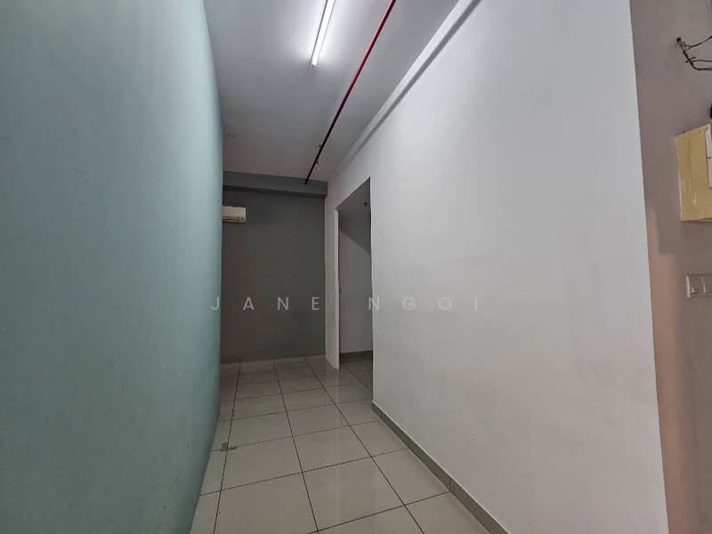 Soho for Rent in Taman Austin Perdana (Tebrau) - Jane Ngoi - Corridor - PropertyGuru.com.my