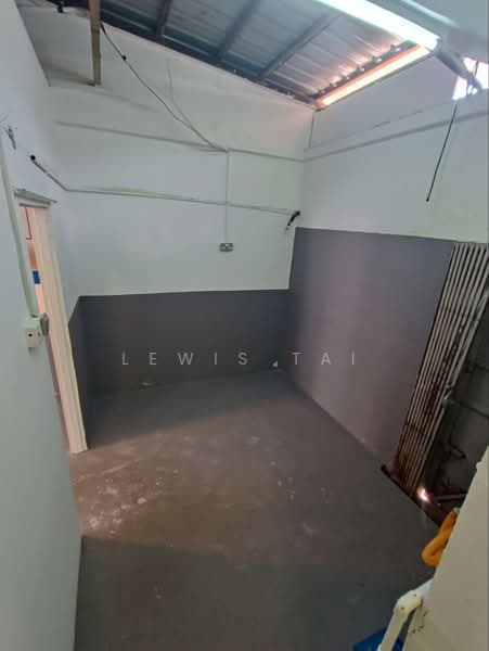 Shop / Office for Rent in Taman Ungku Tun Aminah (Skudai) - Lewis Tai - PropertyGuru.com.my