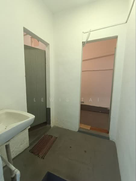 Shop / Office for Rent in Taman Ungku Tun Aminah (Skudai) - Lewis Tai - PropertyGuru.com.my
