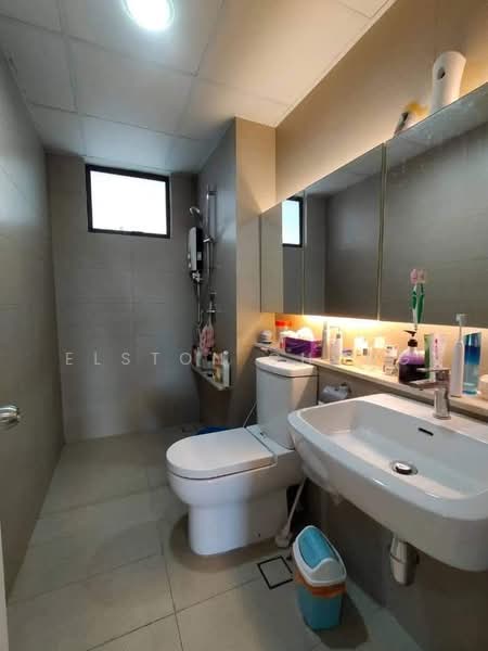 Condominium for Sale at The WaterEdge (Pinggiran Air) - Elston Chong - Bathroom - PropertyGuru.com.my