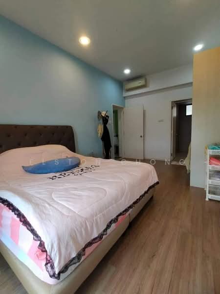 Condominium for Sale at The WaterEdge (Pinggiran Air) - Elston Chong - Bedroom - PropertyGuru.com.my