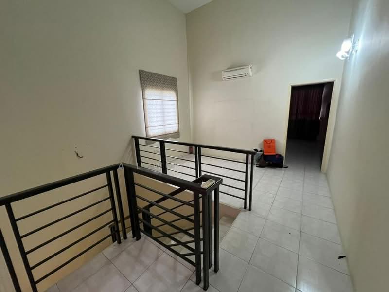 Rumah Teres 2 Tingkat untuk Dijual di Shah Alam (Selangor) - Alwin Lee - Corridor - PropertyGuru.com.my