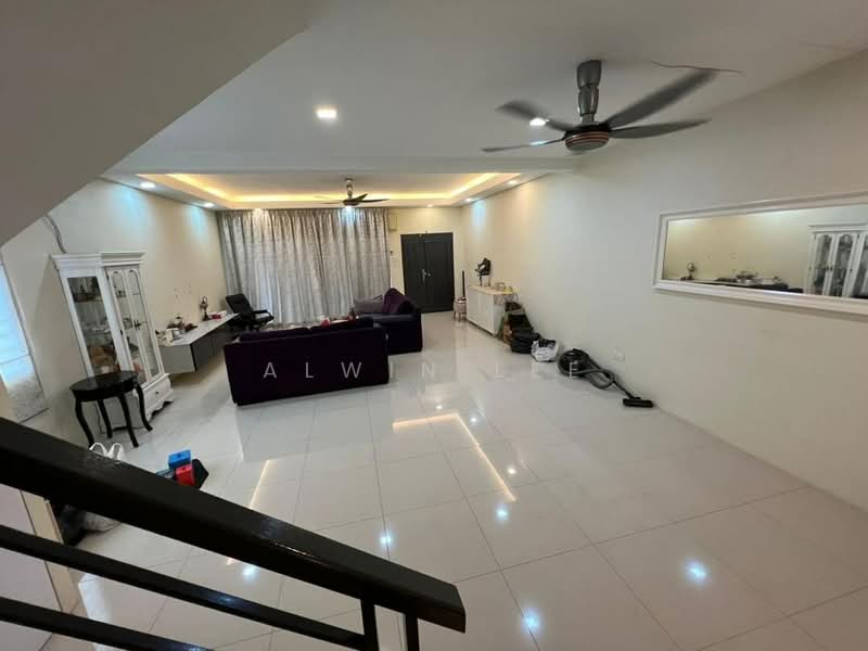Rumah Teres 2 Tingkat untuk Dijual di Shah Alam (Selangor) - Alwin Lee - Living Room - PropertyGuru.com.my