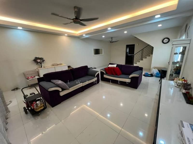 Rumah Teres 2 Tingkat untuk Dijual di Shah Alam (Selangor) - Alwin Lee - Living Room - PropertyGuru.com.my