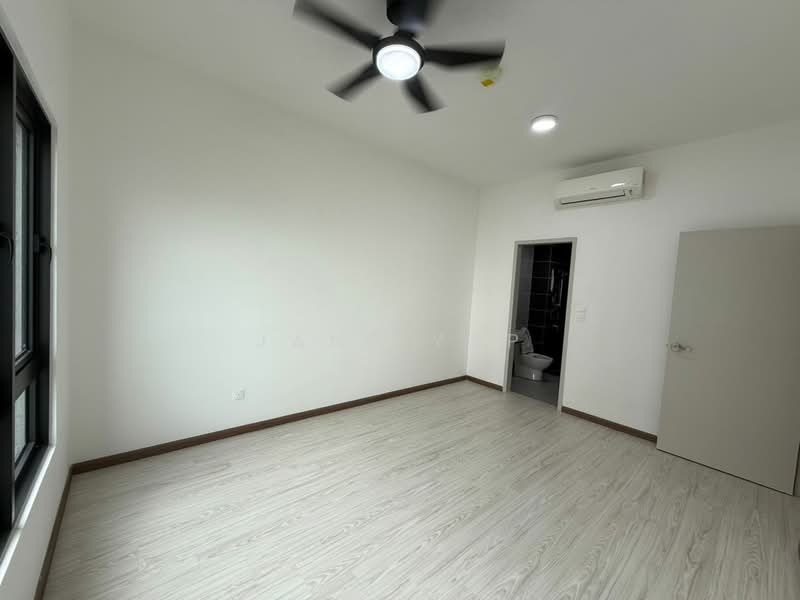 Service Residence for Sale at M Oscar - Jane Yap - Interior - PropertyGuru.com.my