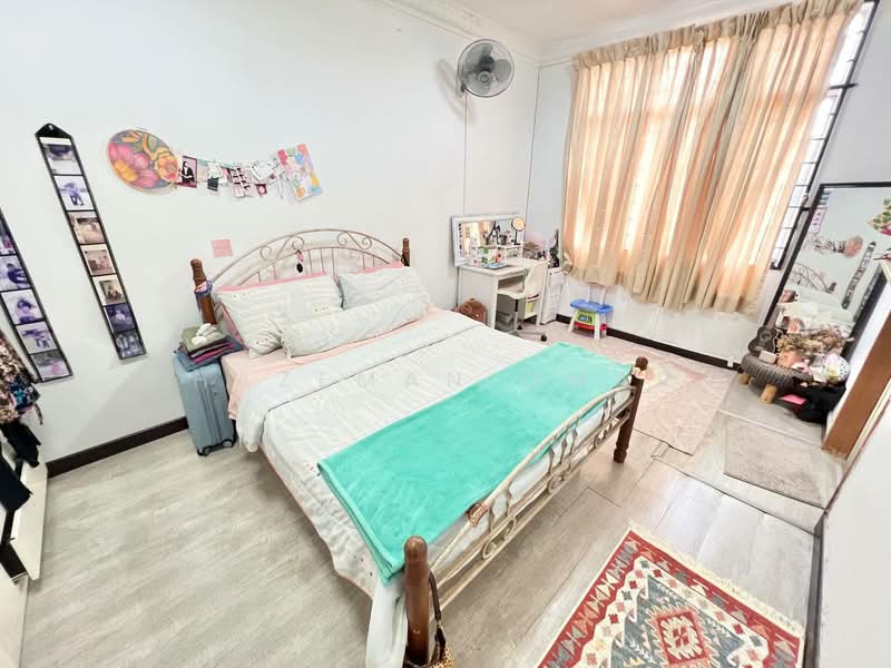 Semi-Detached House for Sale in Ukay Perdana (Ulu Kelang) - Hazeman Omar - Bedroom - PropertyGuru.com.my