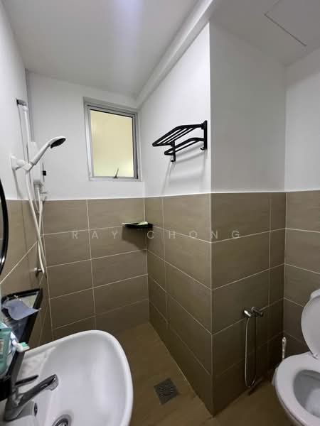 Condominium for Rent at Residensi Gembira 737 - Ray Chong - Bathroom - PropertyGuru.com.my