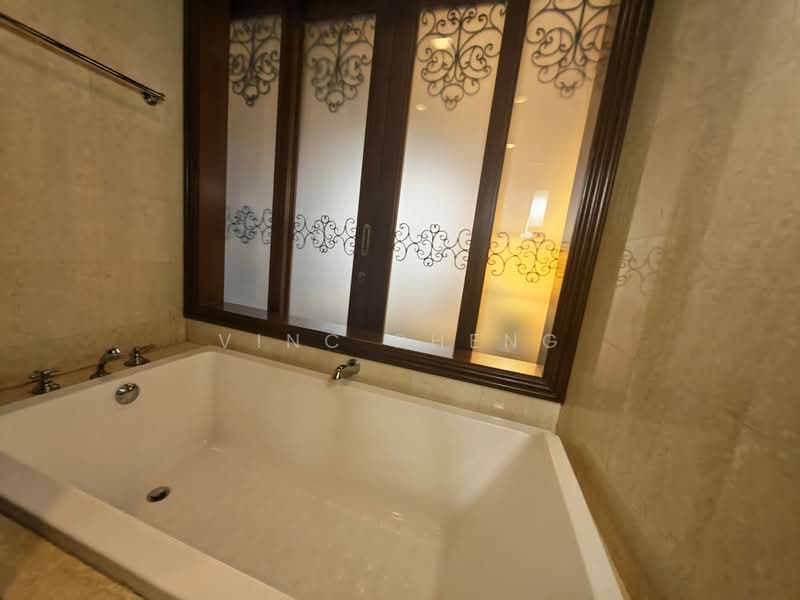 Servis Apartment untuk Dijual di Casa Del Rio - Vinc Pheng - Bathroom - PropertyGuru.com.my