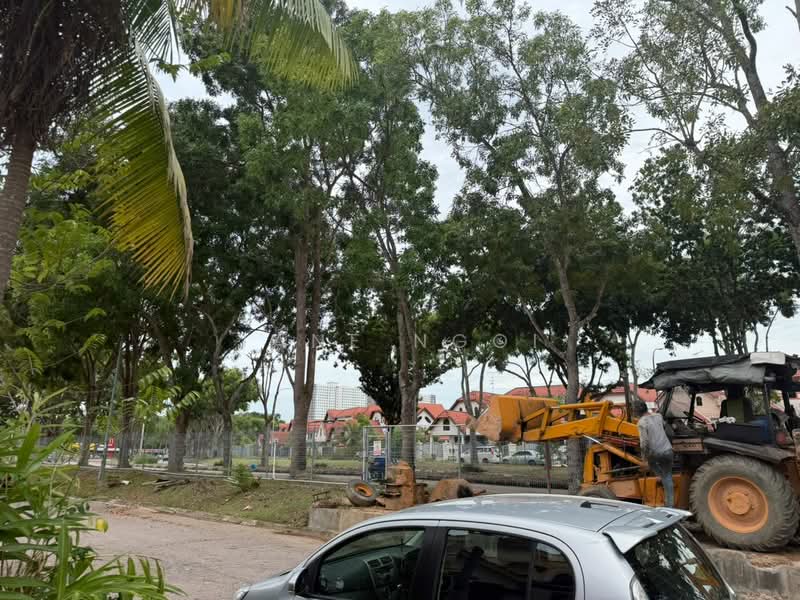 Rumah Teres 2 Tingkat untuk Disewa di Taman Pelangi Indah (Ulu Tiram) - Jane Ngoi - Exterior - PropertyGuru.com.my