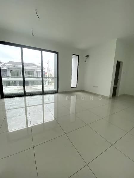 Rumah Berkembar untuk Dijual di Raja Uda (Butterworth) - Philip Ong - Bedroom - PropertyGuru.com.my