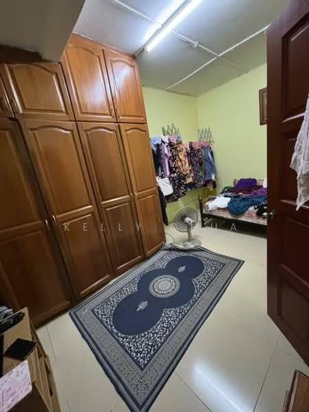 Rumah Teres 2 Tingkat untuk Dijual di Batu 9 (Cheras) - Kelly Chua - Bedroom - PropertyGuru.com.my