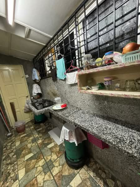 Rumah Teres 2 Tingkat untuk Dijual di Batu 9 (Cheras) - Kelly Chua - Kitchen - PropertyGuru.com.my