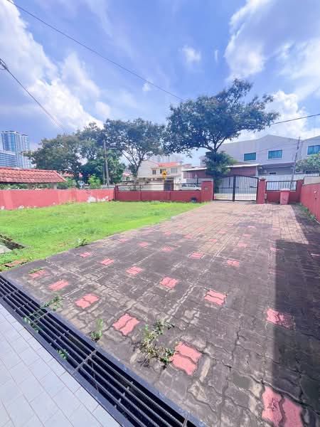 Semi-Detached House for Sale in Seksyen 17 (Petaling Jaya) - Hor Yan - PropertyGuru.com.my