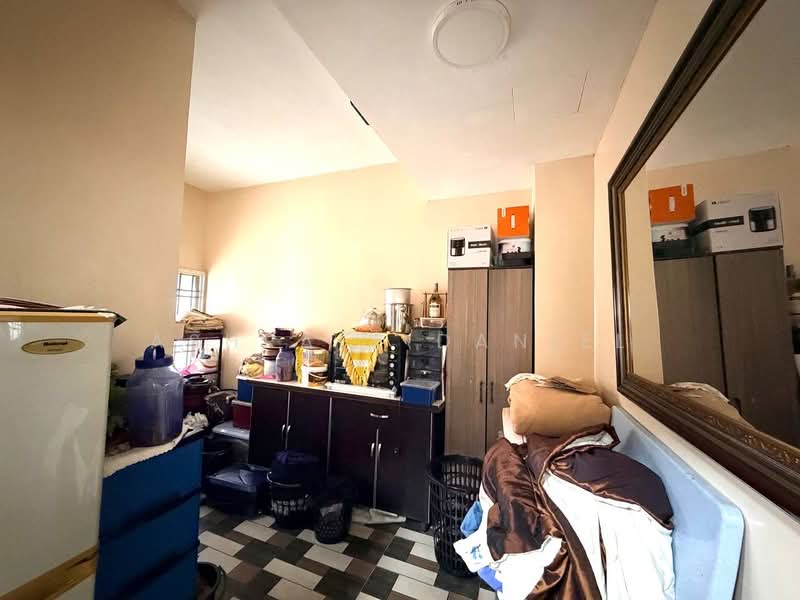 2-storey Terraced House for Sale in Taman Intan Jaya (Kapar) - Ashraff Daniel - Interior - PropertyGuru.com.my