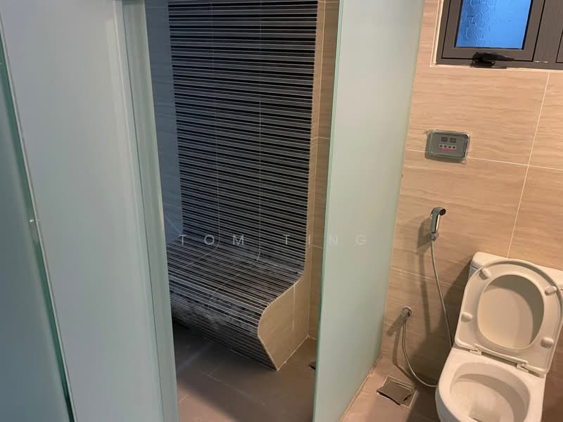 Servis Apartment untuk Disewa di Eve Suite / NZX Square - Tom Ting - Bathroom - PropertyGuru.com.my