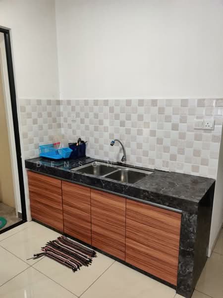 Pangsapuri untuk Disewa di Simfoni @ Eco Majestic - Denson Yong - Kitchen - PropertyGuru.com.my