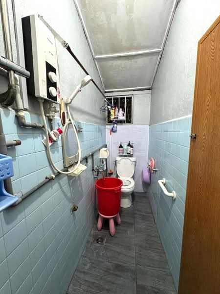 Rumah Teres 1 Tingkat untuk Dijual di Taman Sri Skudai (Skudai) - Karl Lim - Bathroom - PropertyGuru.com.my