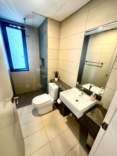 Kondominium untuk Dijual di Serini Melawati - M.J Zairin - Bathroom - PropertyGuru.com.my