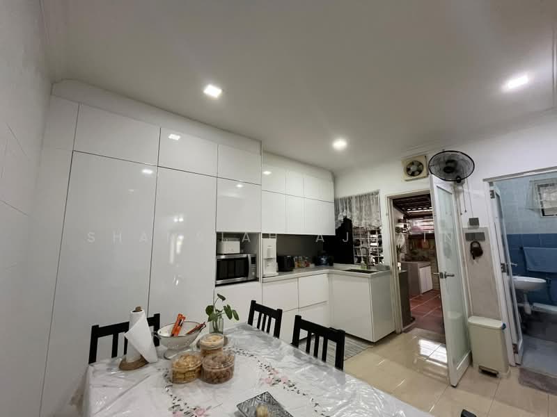 2-storey Terraced House for Sale in Taman Putra Perdana (Puchong) - SHAMSIAH AJMAIN - Kitchen - PropertyGuru.com.my