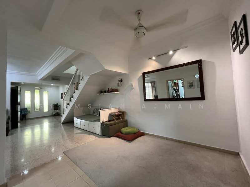 2-storey Terraced House for Sale in Taman Putra Perdana (Puchong) - SHAMSIAH AJMAIN - Living Room - PropertyGuru.com.my