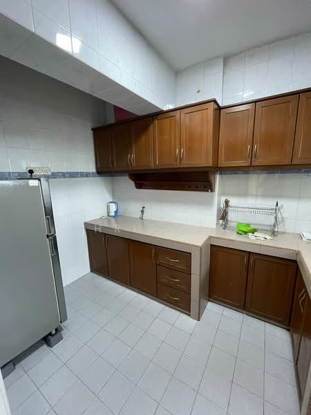 Kondominium untuk Disewa di Danau Idaman - Chris Sun - Kitchen - PropertyGuru.com.my