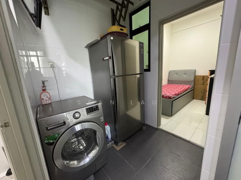 Servis Apartment untuk Dijual di Sky Loft Premium Suites - Sean Lau - Bedroom - PropertyGuru.com.my