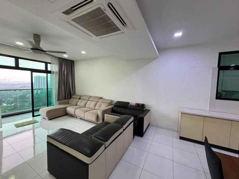 Servis Apartment untuk Dijual di Sky Loft Premium Suites - Sean Lau - Living Room - PropertyGuru.com.my