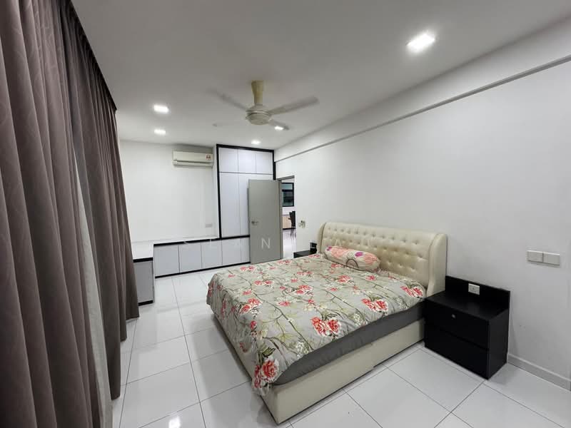 Servis Apartment untuk Dijual di Sky Loft Premium Suites - Sean Lau - Bedroom - PropertyGuru.com.my