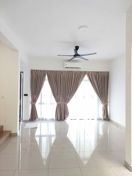 2-storey Terraced House for Rent in Elmina (Shah Alam) - KC Cheah - Living Room - PropertyGuru.com.my