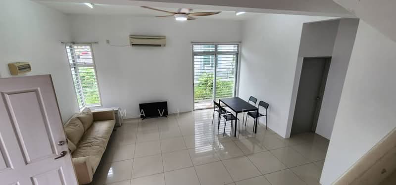Semi-Detached House for Sale in Bandar Saujana Putra (Tanjong Duabelas) - Mavis Teh - Living Room - PropertyGuru.com.my