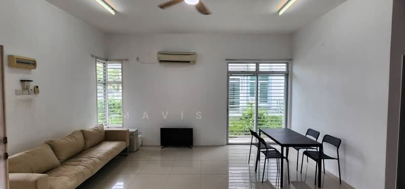 Semi-Detached House for Sale in Bandar Saujana Putra (Tanjong Duabelas) - Mavis Teh - Living Room - PropertyGuru.com.my