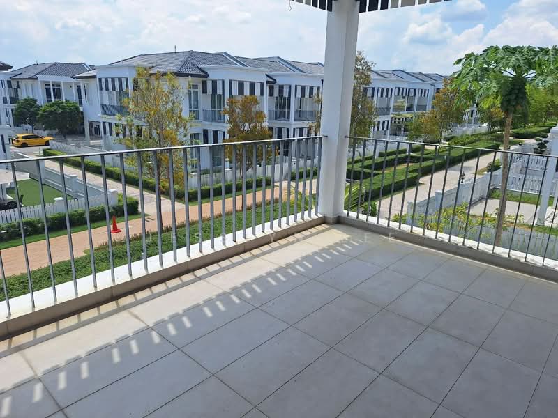 Rumah Teres 2 Tingkat untuk Dijual di Eco Majestic (Semenyih) - Jesslyn Lee - Balcony - PropertyGuru.com.my