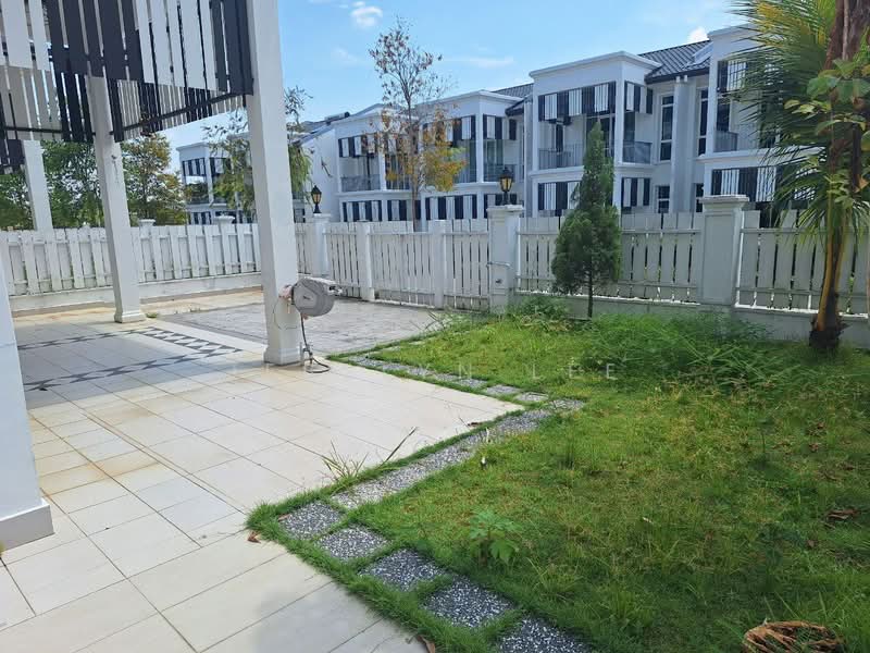 Rumah Teres 2 Tingkat untuk Dijual di Eco Majestic (Semenyih) - Jesslyn Lee - Exterior - PropertyGuru.com.my