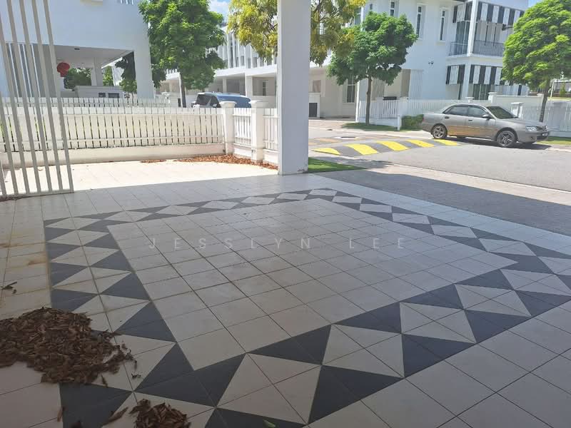 Rumah Teres 2 Tingkat untuk Dijual di Eco Majestic (Semenyih) - Jesslyn Lee - Exterior - PropertyGuru.com.my