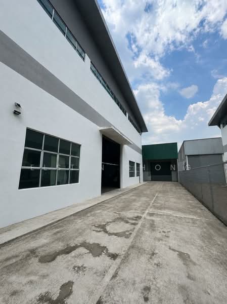 Factory for Sale in Taman Desa Cemerlang (Ulu Tiram) - Elston Chong - Exterior - PropertyGuru.com.my