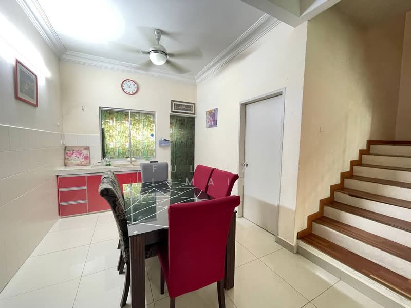 2-storey Terraced House for Sale in Bandar Puteri Puchong (Puchong) - Saiful Hafiz Ismail - Dining Room - PropertyGuru.com.my