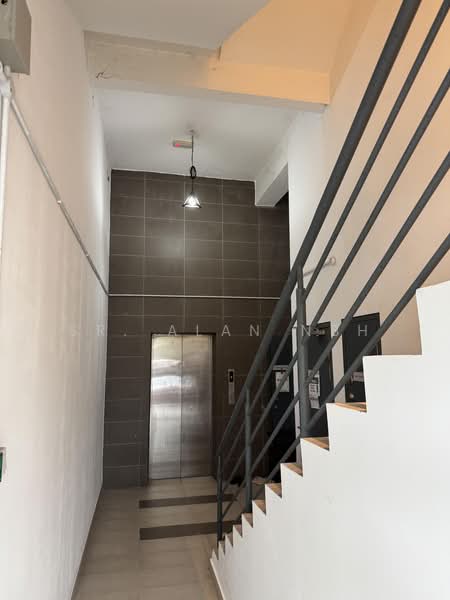 Shop / Office for Sale in Bukit Jalil (Kuala Lumpur) - Sr. Alan NBH - Entrance - PropertyGuru.com.my