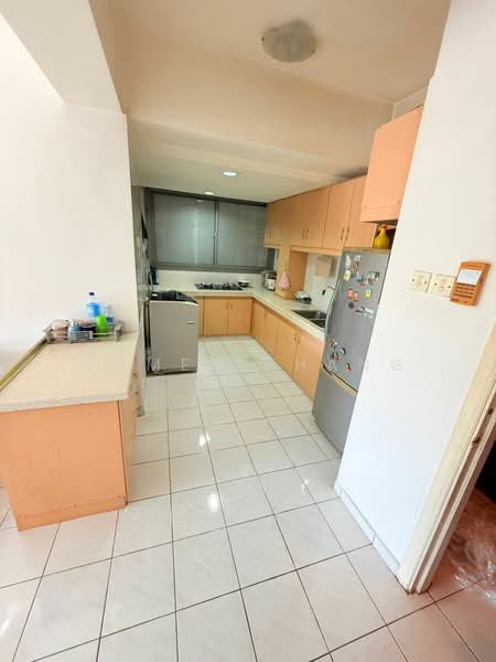 Kondominium untuk Disewa di Vista Millennium Condominium - Homer Phang - Kitchen - PropertyGuru.com.my